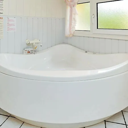 8 Person In Humble-by Traum Tatil Evi Nordenbro Vesteregn